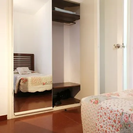 Sweet Bcn Three Bedroom Barcelona